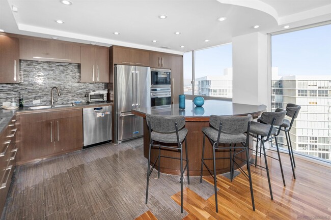 Photo - 1810 Avenida Del Mundo Unit 1608