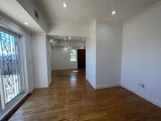 Photo - 610 Cross Ave