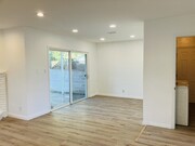 Photo - 15025 Leadwell St