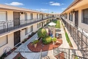 Photo - Citrus Apartments