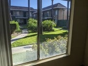 Photo - 144 W 42nd St