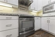 Photo - 1528 W Artesia Square Townhome