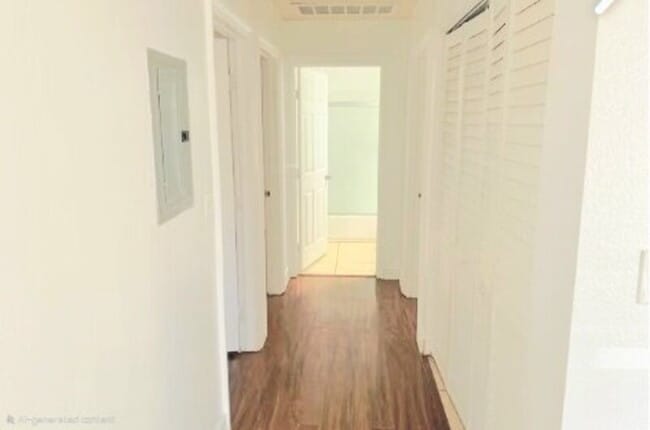 Photo - 844 W 54th St