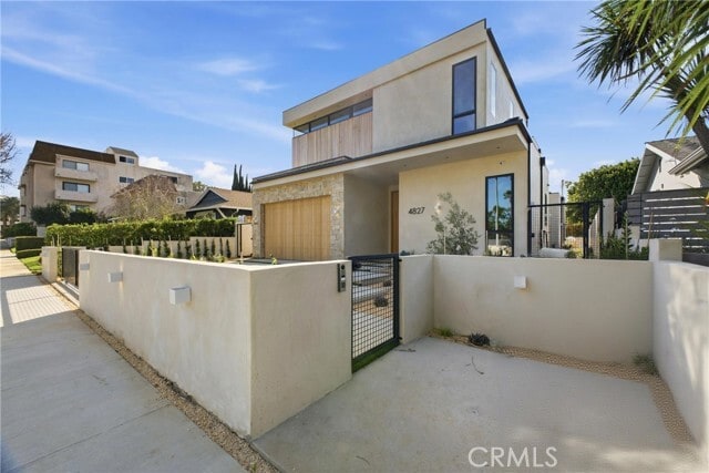 Photo - 4827 Stansbury Ave