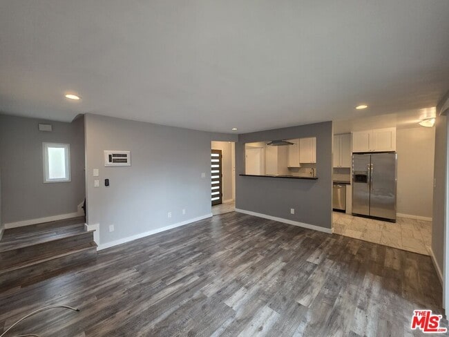 Photo - 210 S Lucia Ave Unit 3