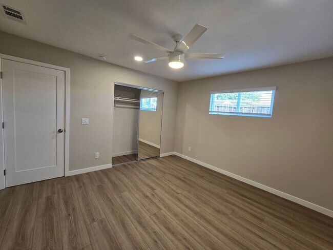 Photo - Newly Renovated House!!