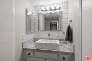 Photo - 5143 Bakman Ave Unit 212