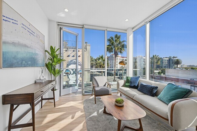 Photo - Willow Santa Monica