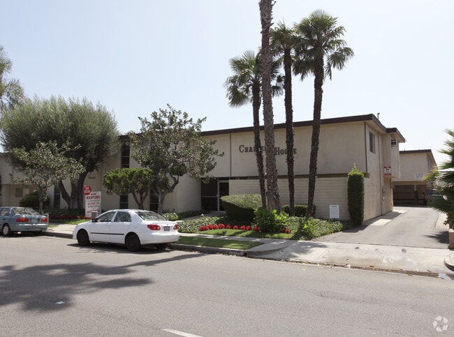 Building Photo - Charter House Apartments