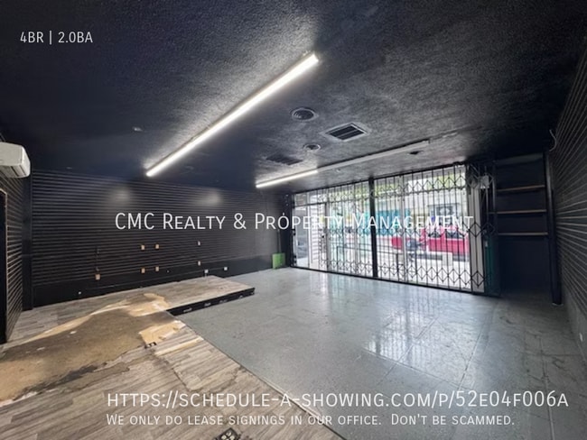 Building Photo - 831 E 4th St Rental