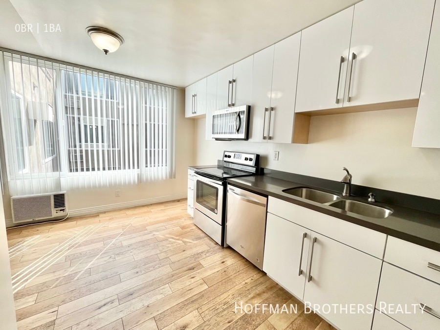 Photo - 400 S Berendo St Unit 318