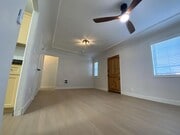 Photo - 520 Glover Ave