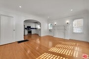 Photo - 858 1/2 S Gramercy Pl