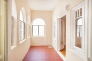 Photo - 1936 N Hoover St