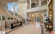 Photo - 718 N Rodeo Dr House