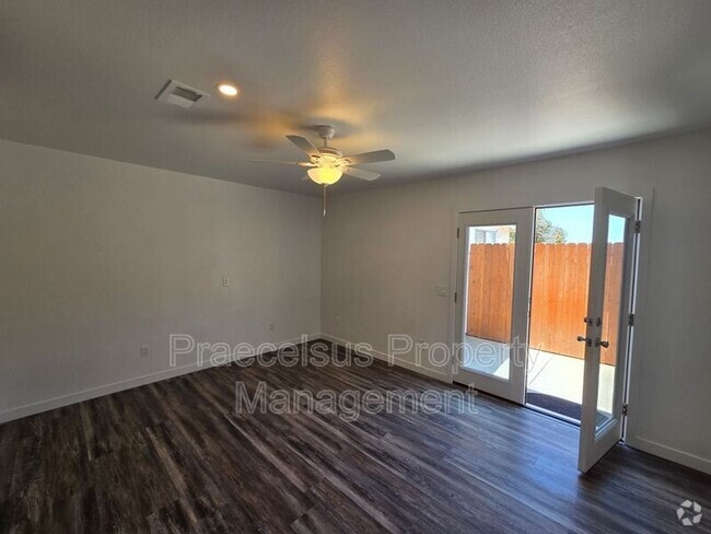 Building Photo - 1078 Fuchsia Ln Rental