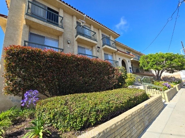 Building Photo - 4015 137th St Unit 220