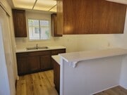 Photo - Popular Townhouse - All-Gas Appliances