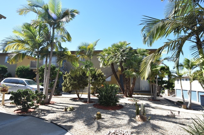 Landscape - Antone Apartments