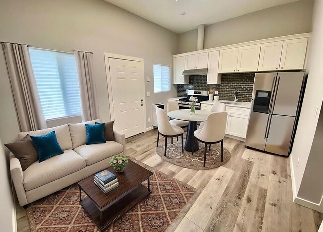 Sweet Spot Alert! Cozy 1 Bed in the Heart ... - Sweet Spot Alert! Cozy 1 Bed in the Heart ...