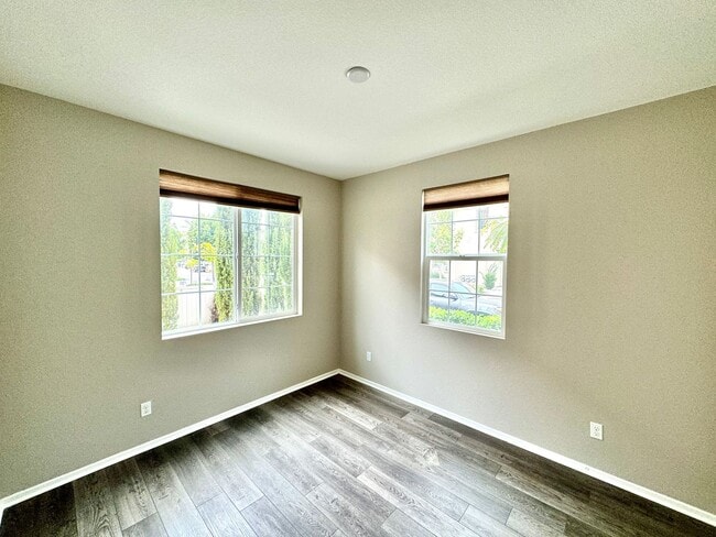 Photo - Spacious 4BD/3.5BA Townhome in Oceanside with Community Pool, 2-Car Garage & Covered Balcony