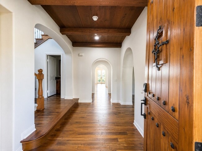Photo - Luxury Living in Irvine's Prestigious Turtle Ridge