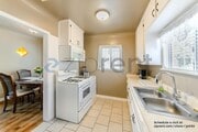 Photo - 900 E 89th St House