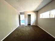 Photo - Beautifully renovated 3 bedroom unit in La... Townhome