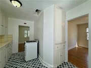 Photo - 1714 Gillette Crescent Unit B