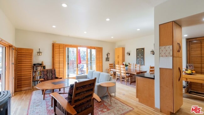 Photo - 2512 Grand Canal