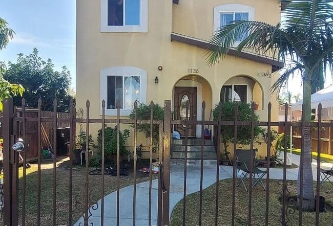89(1136) - 89(1136) Apartment Unit 89(1136)