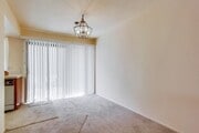 Photo - Spacious Townhome in University City for Rent!