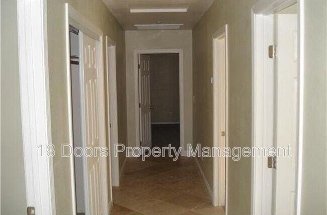 Photo - 5155 Tipton St