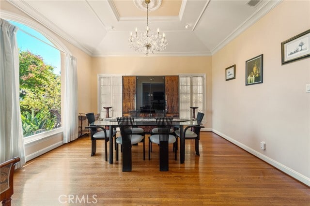 Photo - 233 S Swall Dr