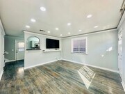 Photo - 294 Woodman St