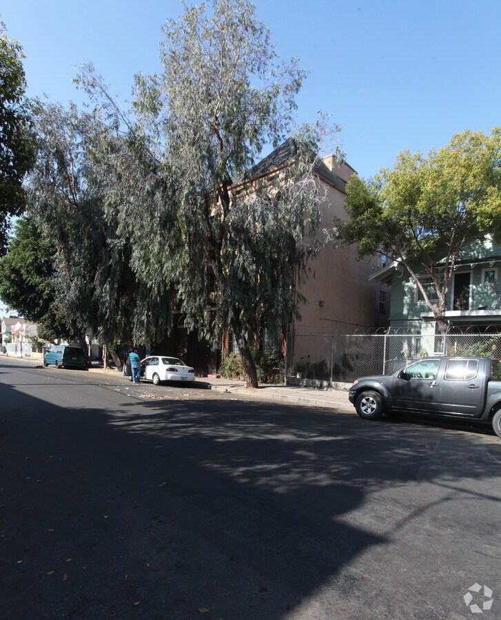 Photo - 1117 S Westlake Ave
