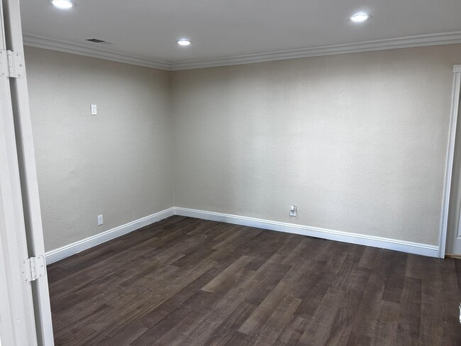 Photo - 487 Louisville St Unit 1B - Downstairs