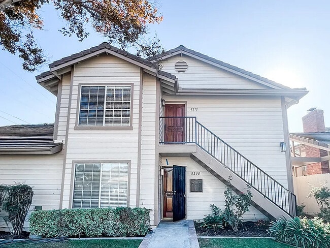 Building Photo - 8212 6th St