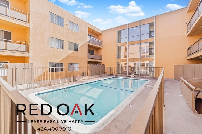 Photo - 980 Menlo Ave Condo Unit 214
