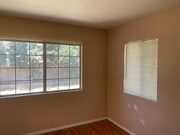 Photo - 20535 Wyandotte St