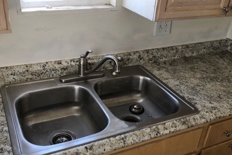 Kitchen Faucet & SInk - 5551 Costello Ave Unit 1/2
