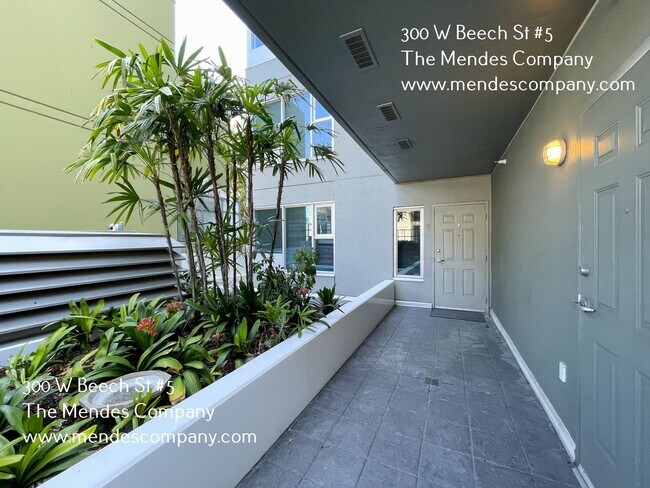 Photo - 300 W Beech St