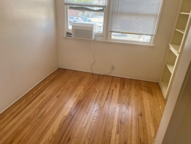 Photo - 645 S Marengo Ave Unit E