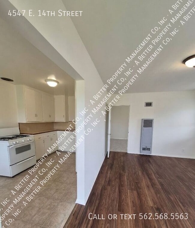 Building Photo - 4547 E 14th St
