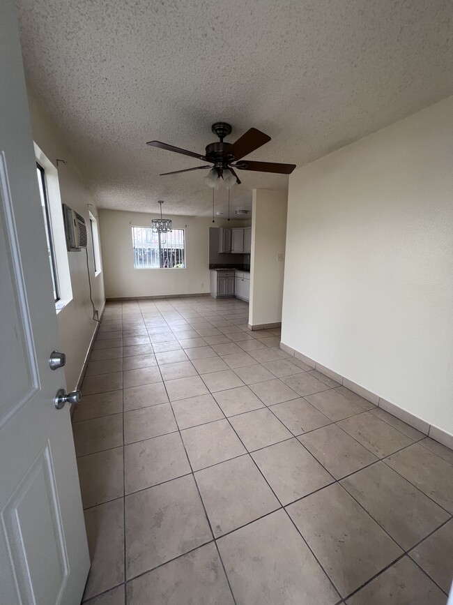 Photo - 1579 W 37th St Apartments