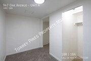 Photo - 947 Oak Ave Unit A