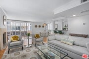 Photo - 725 S Barrington Ave Condo Unit 209