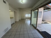 Photo - Redlands Townhouse in Great Complex 2+ 1.5 AVAILABLE NOW