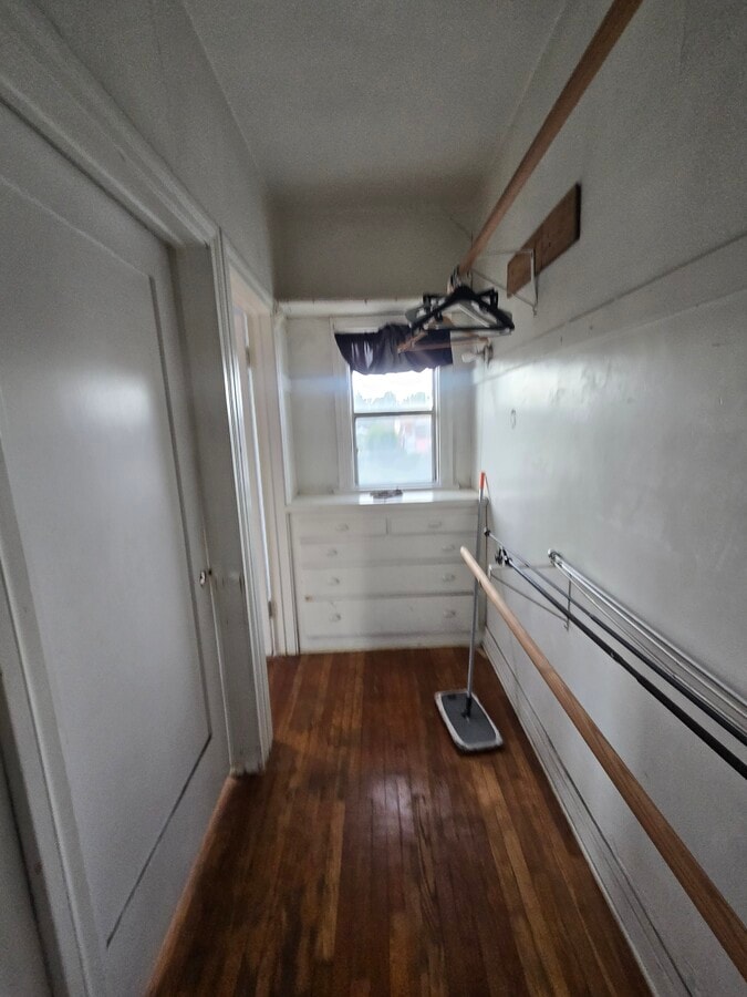 Photo - 337 1/2 E 49th St Unit 337 1/2