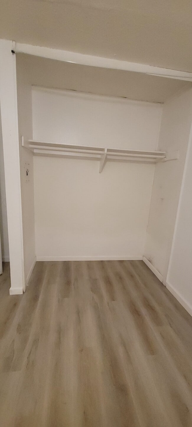 Photo - 5920 Streamview Dr Unit 4